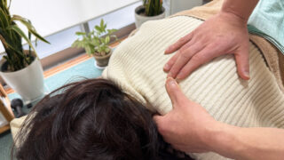 肩こりの原因｜首や肩まわりの筋肉と負担のかかり方